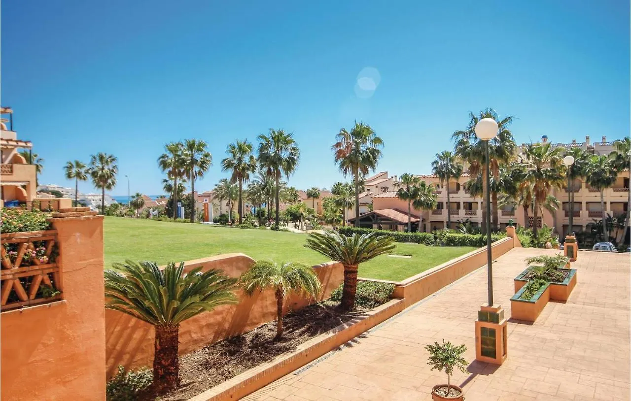 Beautiful Apartment In Mijas Costa With 2 Bedrooms, Outdoor Swimming Pool And Swimming Pool La Cala De Mijas