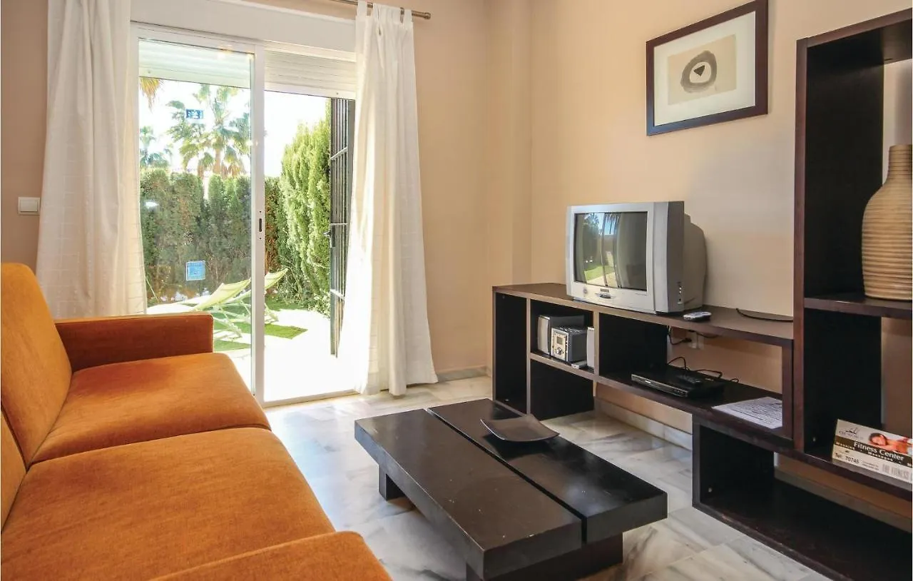 Beautiful Apartment In Mijas Costa With 2 Bedrooms, Outdoor Swimming Pool And Swimming Pool La Cala De Mijas